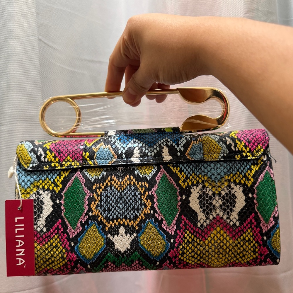 Liliana Vibrant Snakeskin Clutch with Gold Handle - NWT - Picture 2 of 3